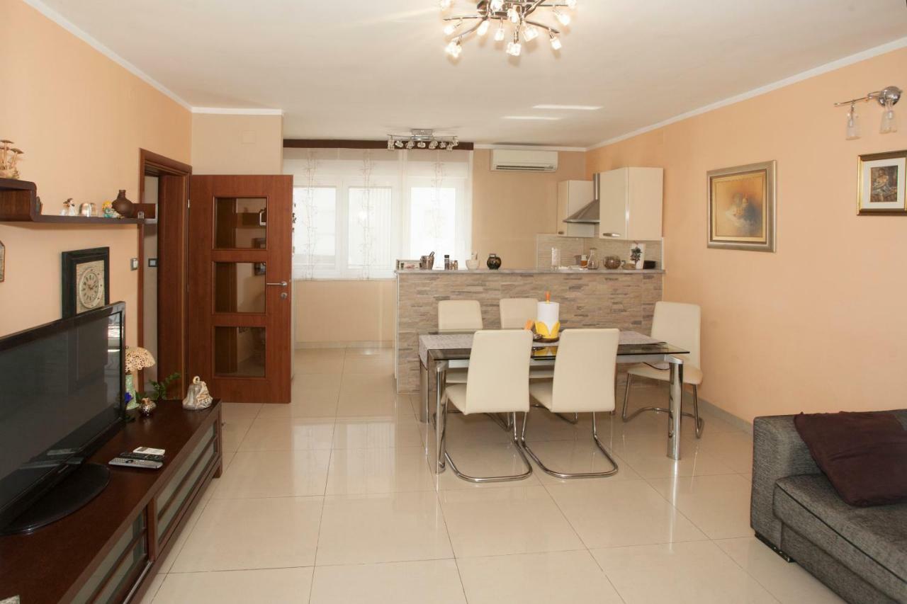Apartment Dolores Сплит Экстерьер фото