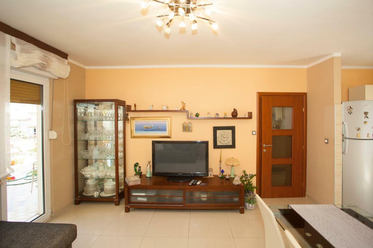 Apartment Dolores Сплит Экстерьер фото